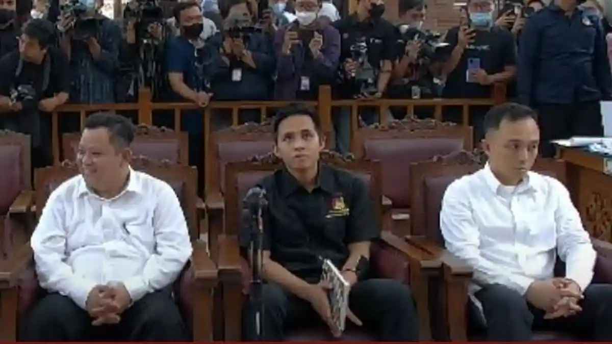 Menakar Kejujuran Bharada Eliezer, Ricky Rizal, dan Kuat Maruf di ...