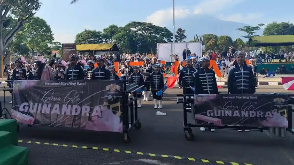 Semakin Matang, Drumband SD Immanuel Batu Sapu Bersih Gelar Juara