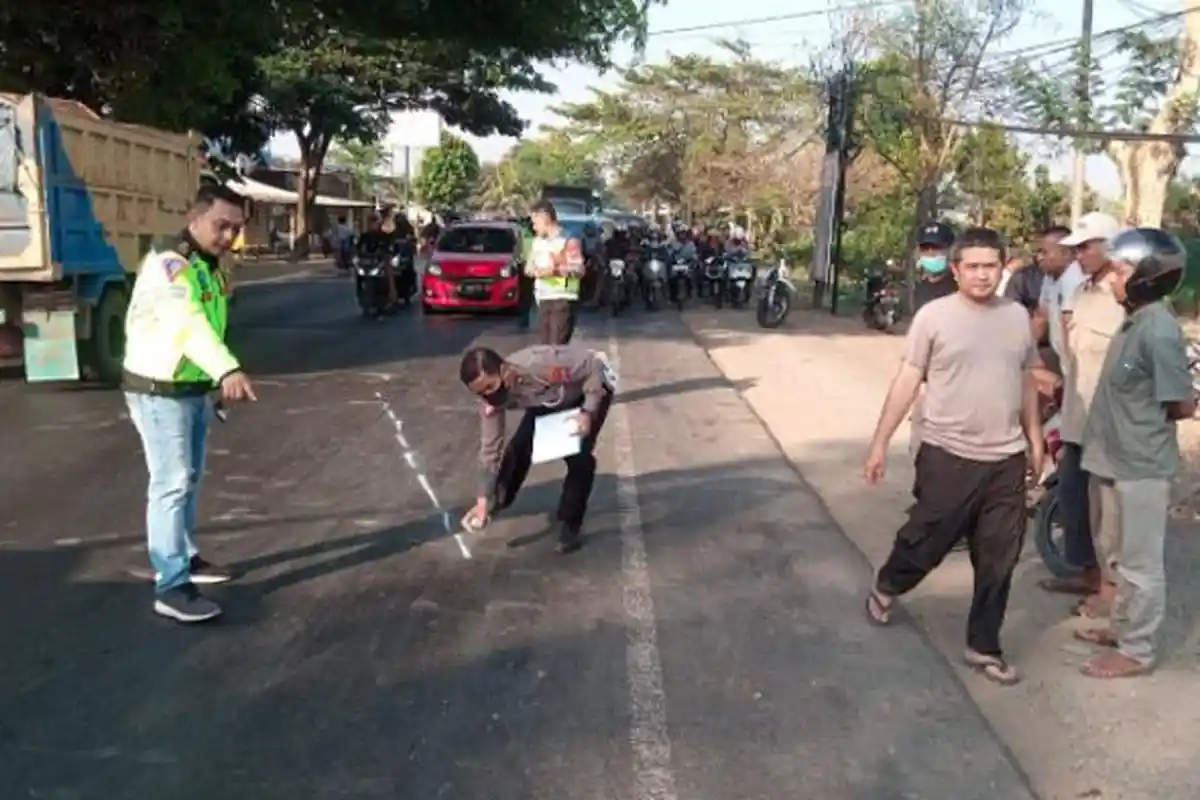 Kecelakaan Maut di Probolinggo, Bus Tabrak Pohon dan Terguling Gegara Hindari ODGJ, Dua Tewas
