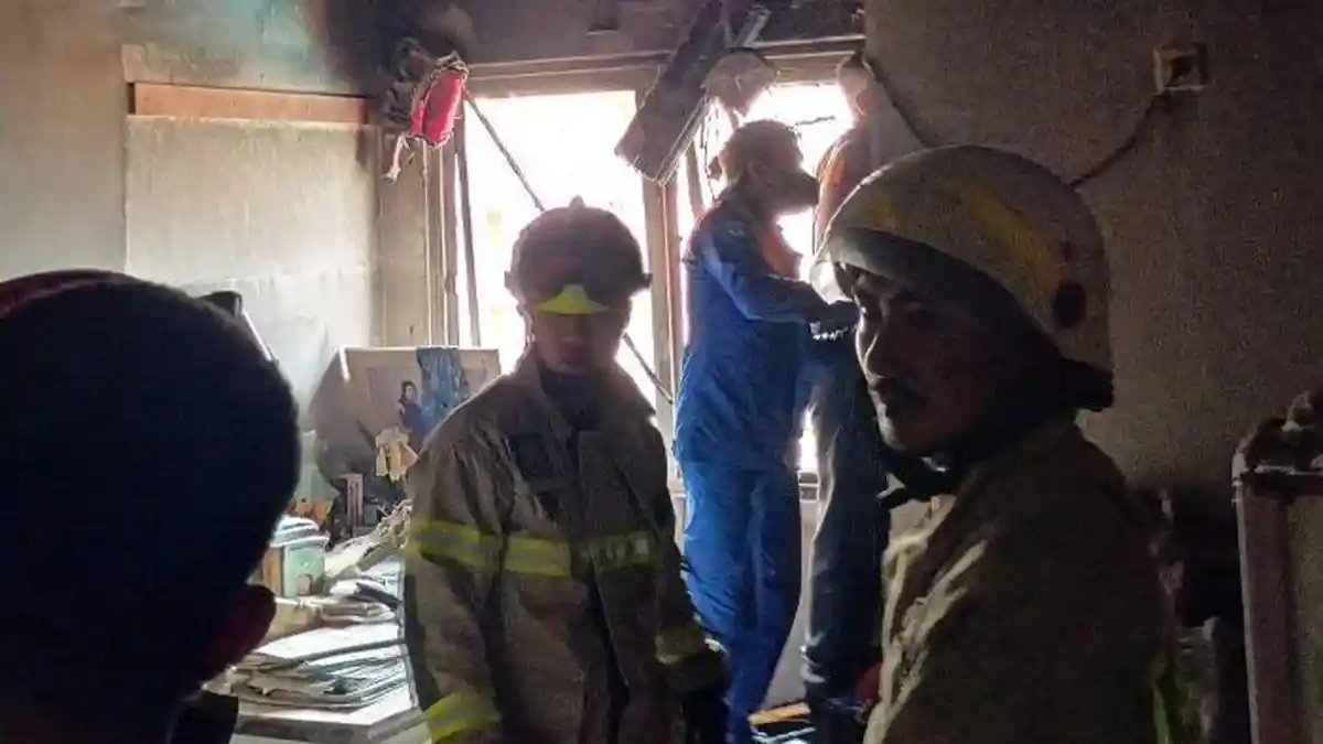 Pengakuan Petugas Damkar Depok Saat Padamkan Api yang Bakar Apartamen Margonda Residence