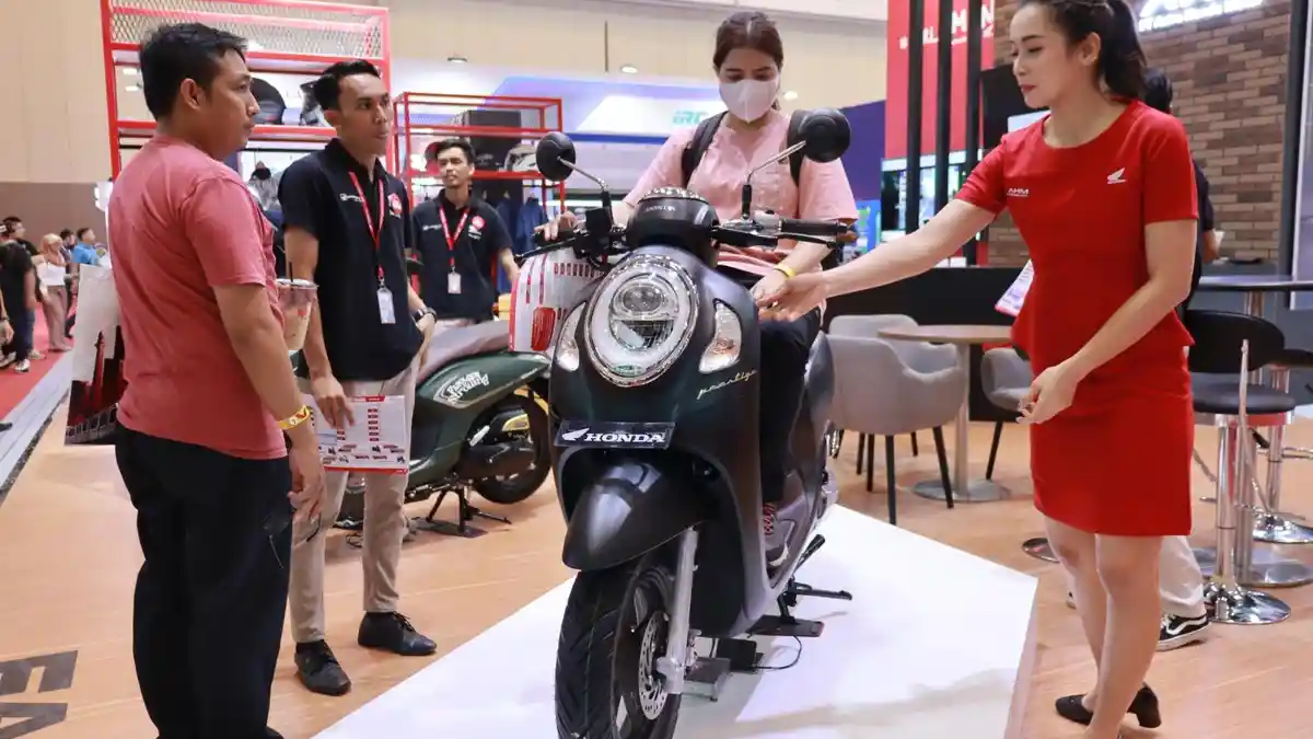 Honda Scoopy Terbaru Laris Manis Dibeli Pengunjung IMOS+ 2023