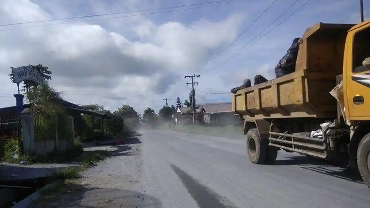 3 Kecamatan Terdampak Abu Vulkanik Gunung Sinabung, Warga Diminta Jauhi Zona Merah