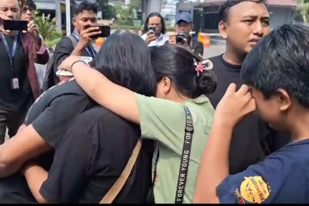 Garang Saat Beraksi, Sopir Taksi Online yang Culik dan Peras Penumpang Kini Nangis di Kantor Polisi