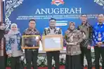 Pemkab Muara Enim Raih Penghargaan Pemerintah Daerah Terbaik Dalam Keterbukaan Informasi Publik