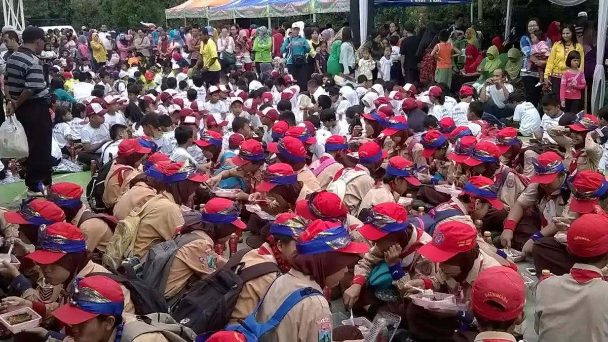 Ribuan Warga Kota Malang Pilih Sarapan dengan Ikan