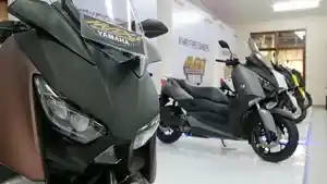 yamaha-xmax_20171010_172015.jpg