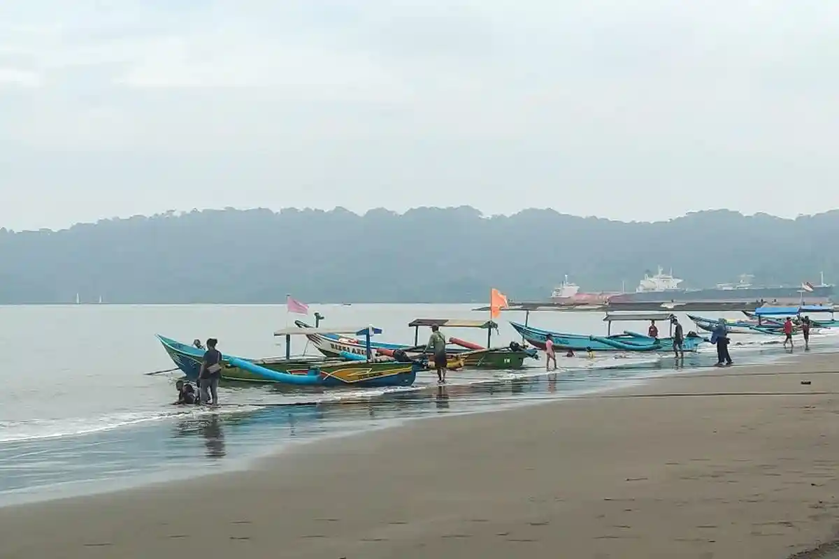 Waspada! Cilacap Diguyur Hujan dari Sore Hingga Malam Hari, Berikut Prakiraan Cuaca BMKG Hari Ini