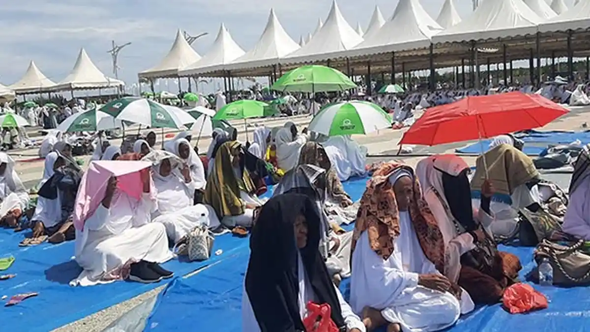 Ribuan Warga Zikir Bersama Majelis Sirul Mubtadin di Pidie, Khidmat Meski di Bawah Terik Matahari