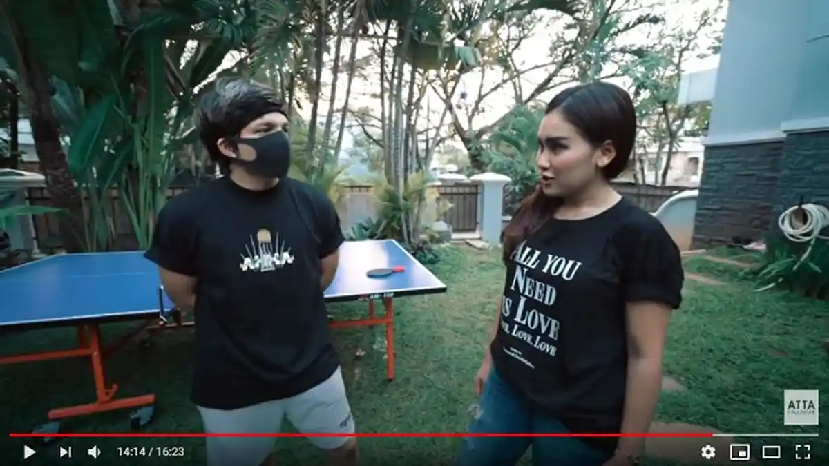 Ayu Ting Ting Dekat dengan Didi Riyadi, Atta Halilintar: Kakak Memang Hobinya sama yang Botak Ya?