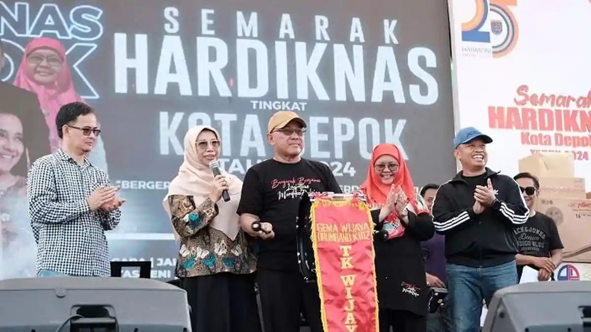 Di Acara Puncak Hardiknas Mohammad Idris Minta Agar Guru Memberikan Pendidikan yang Layak