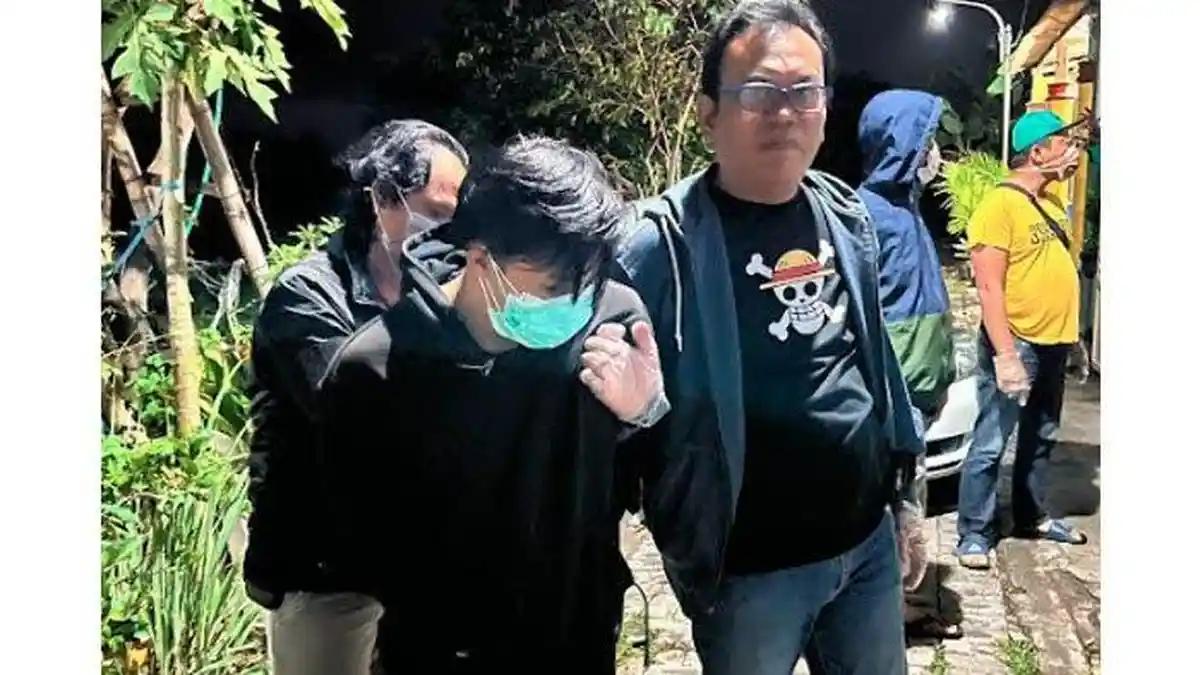 Cleaning Service di Gresik Dibunuh dan Dirampok, 2 Pelaku Ditangkap, Polisi Buru Penadah Motor