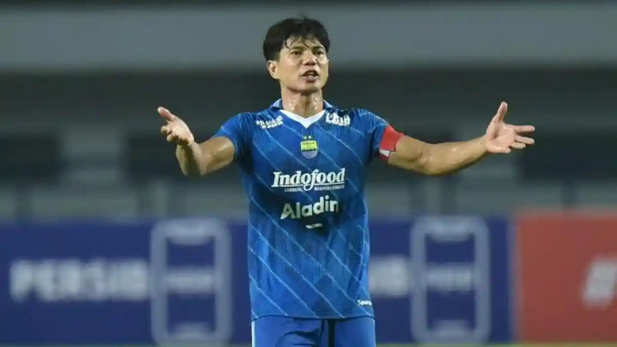 Umuh Muchtar Buka-bukaan soal Masa Depan Achmad Jufriyanto di Persib Bandung