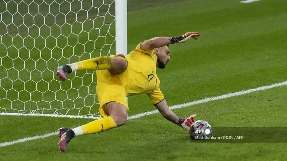 Calabria Sebut Ada Rahasia di Balik Transfer Donnarumma dari AC Milan ke PSG