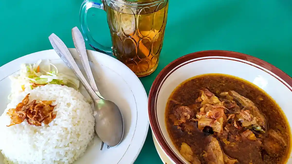 Menelusuri Jejak Kuliner Sultan: 4 Rekomendasi Rabeg Legendaris di ...