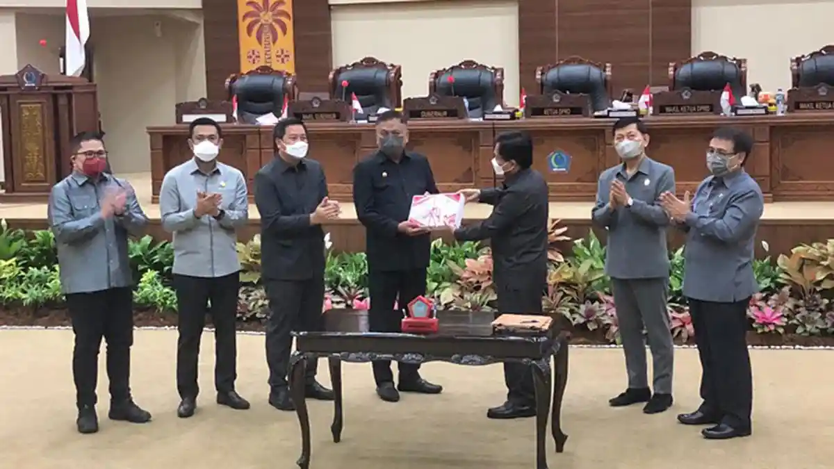 Gubernur Sulawesi Utara Olly Dondokambey Apresiasi DPRD, Pertanggungjawaban APBD 2021 Diterima