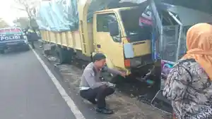 truk-ngantuk-batu.jpg