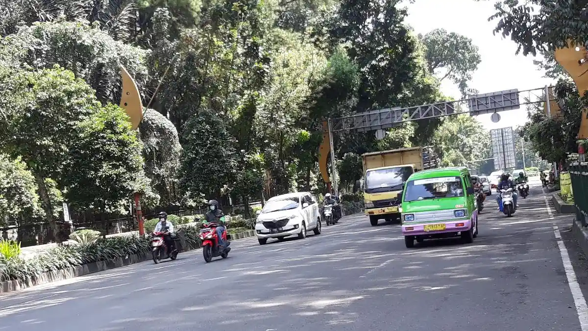 PSBB di Kota Bogor, Lalu Lintas Jalan Pajajaran Masih Ramai Cenderung Padat