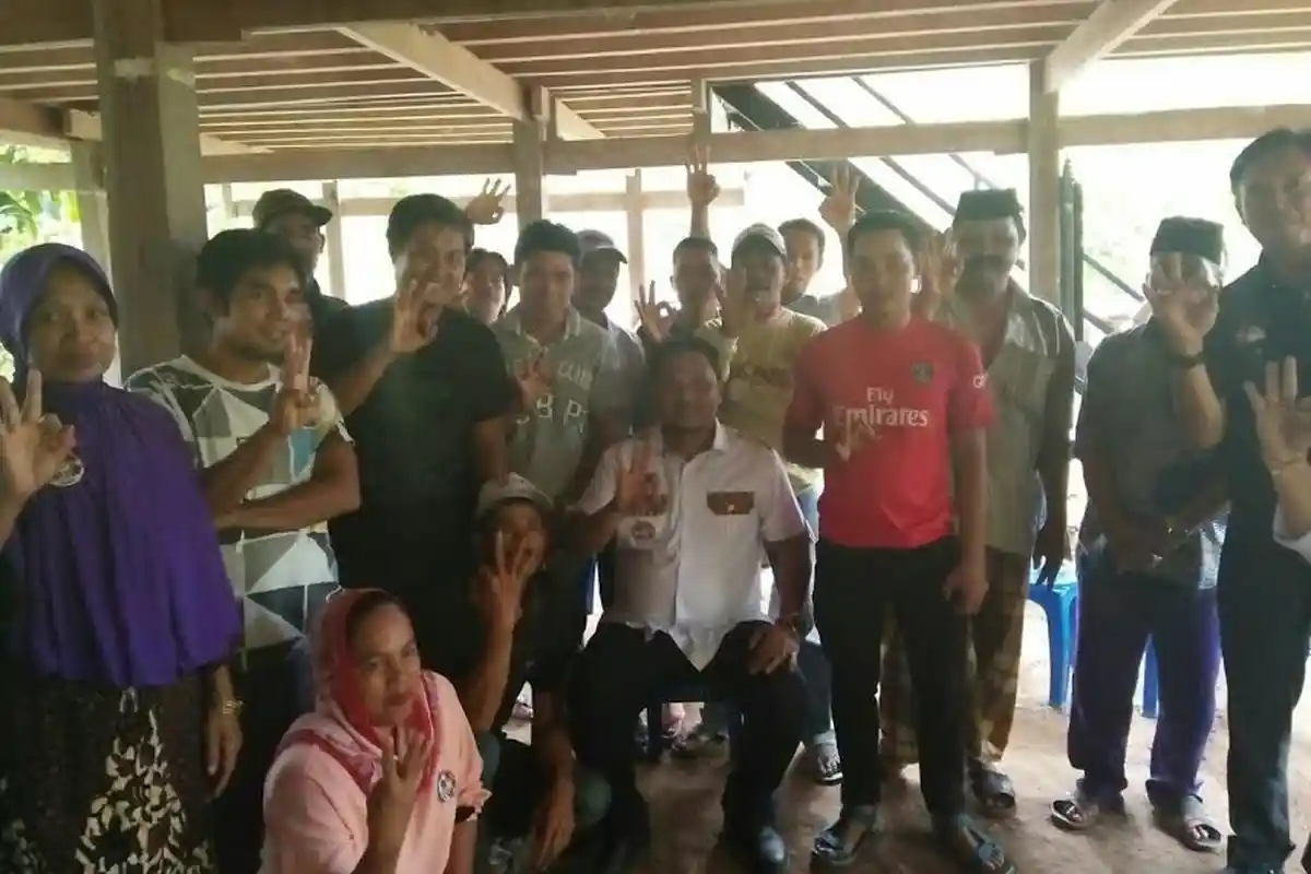 Putra Mantan Bupati Pinrang Berkunjung ke Benteng Paremba, Warga Minta Ini