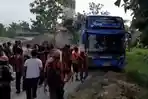 Bus Rombongan GRIB Jaya Diadang Kelompok Pemuda Pancasila, Karyawan Pabrik di Blora Ketakutan