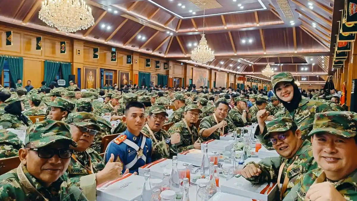 Rampung Ikuti Retret di Akademi Militer, Riza-Debby Langsung Akselerasi Program Prioritas