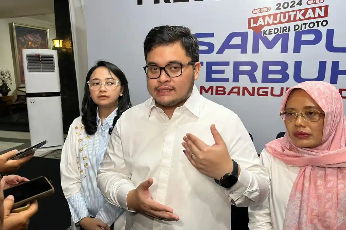 Mas Dhito dan Mbak Dewi Unggul di Quick Count Pilkada Kabupaten Kediri 2024