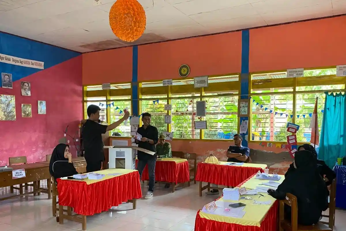 Prabowo-Gibran ‘Epic Comeback’ saat Pemungutan Suara Ulang di TPS 03 Samataring Sinjai