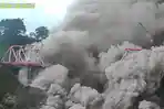 Jembatan-Gladak-Perak-Lumajang-Ambrol-saat-Erupsi-Gunung-Semeru-Salah-Satu-Jembatan-Unik-Pulau-Jawa.jpg