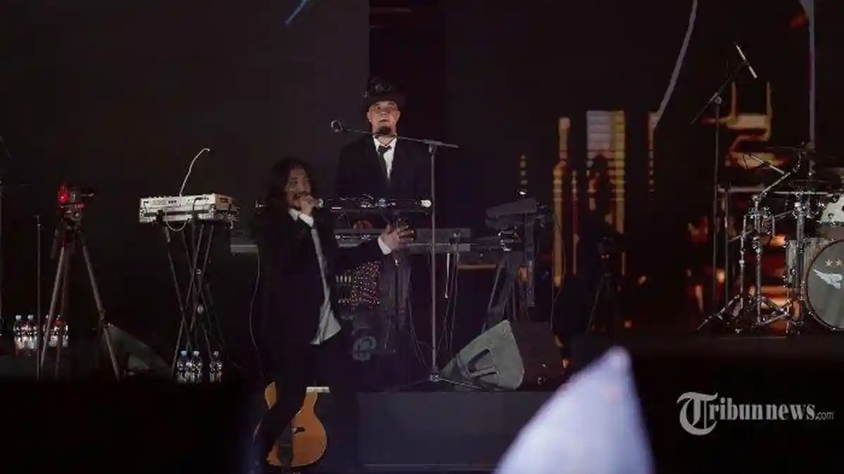 Lirik dan Chord Gitar 'Terbaik Terbaik' - Dewa 19: Kupersembahkan Untukmu yang Terbaik