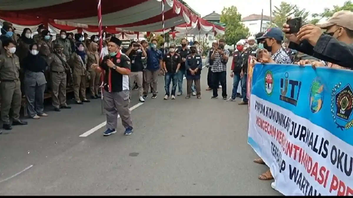 Seorang Jurnalis di OKU Dipaksa Teken Perdamaian Usai Beritakan Hiburan Malam yang Buka Saat PPKM