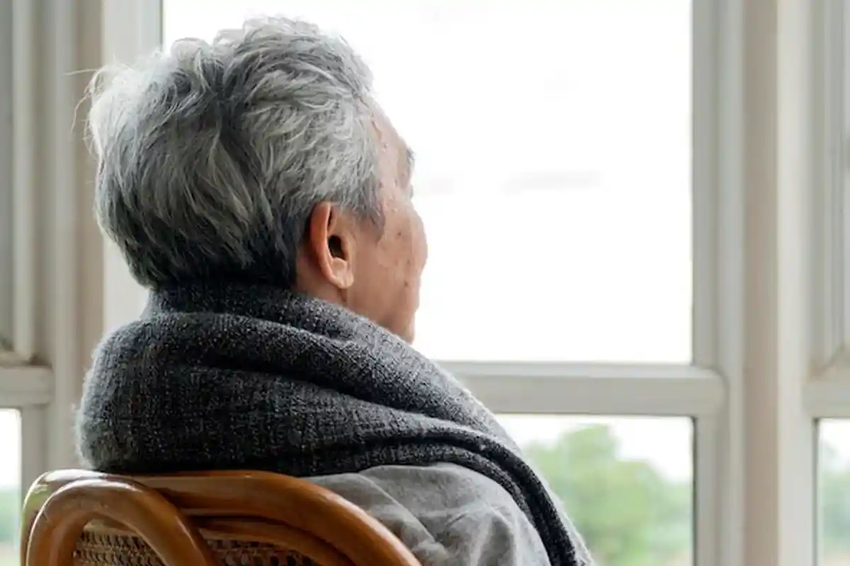 Kakek 70 Tahun Terlantar di Pinggir Jalan, Dibuang Anak: Kalau Ada Bapak Ini, Mohon Tidak Diterima