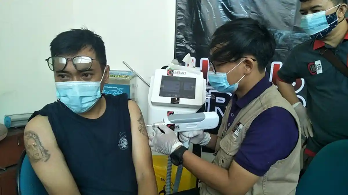 Ratusan Peserta Ikuti Program Hapus Tato Gratis di Kantor Wali Kota Jakarta Timur