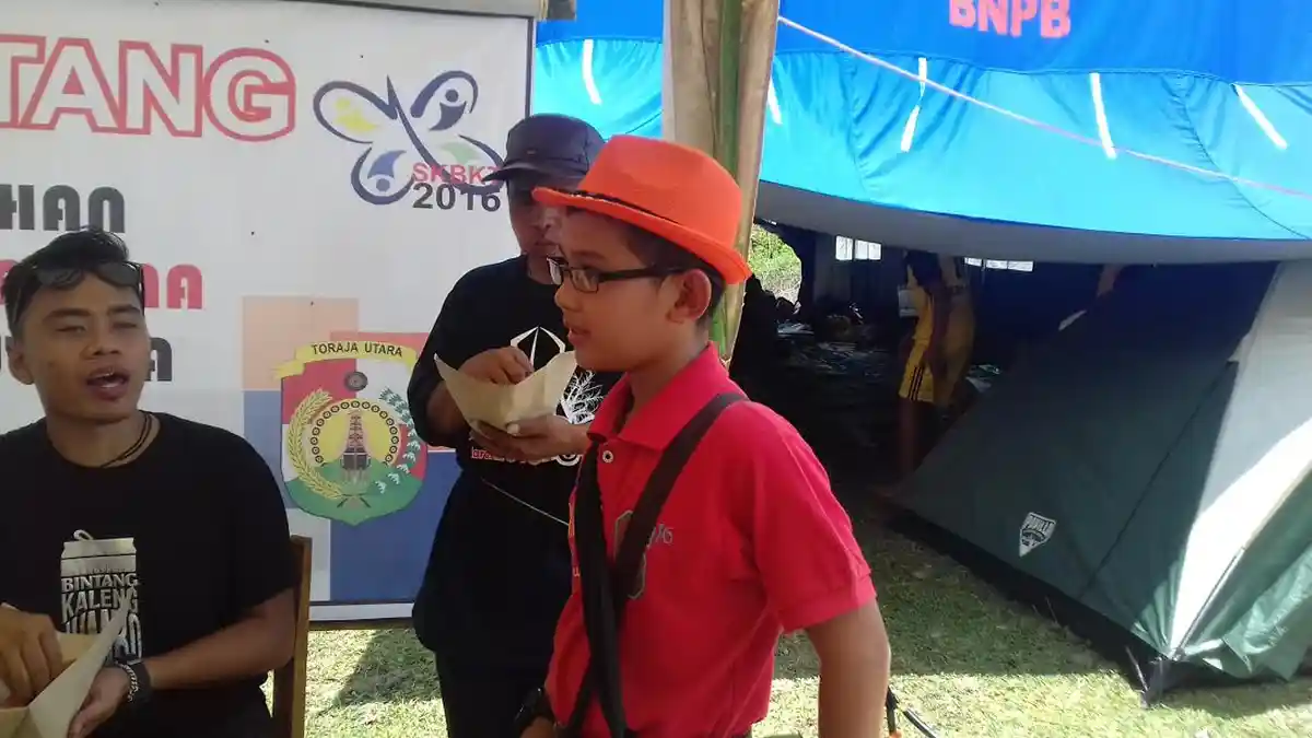 Penjual Manisan Bantimurung Ini Bikin Karang Taruna Toraja 'Jatuh Hati' - manisan_20160928_093753.jpg