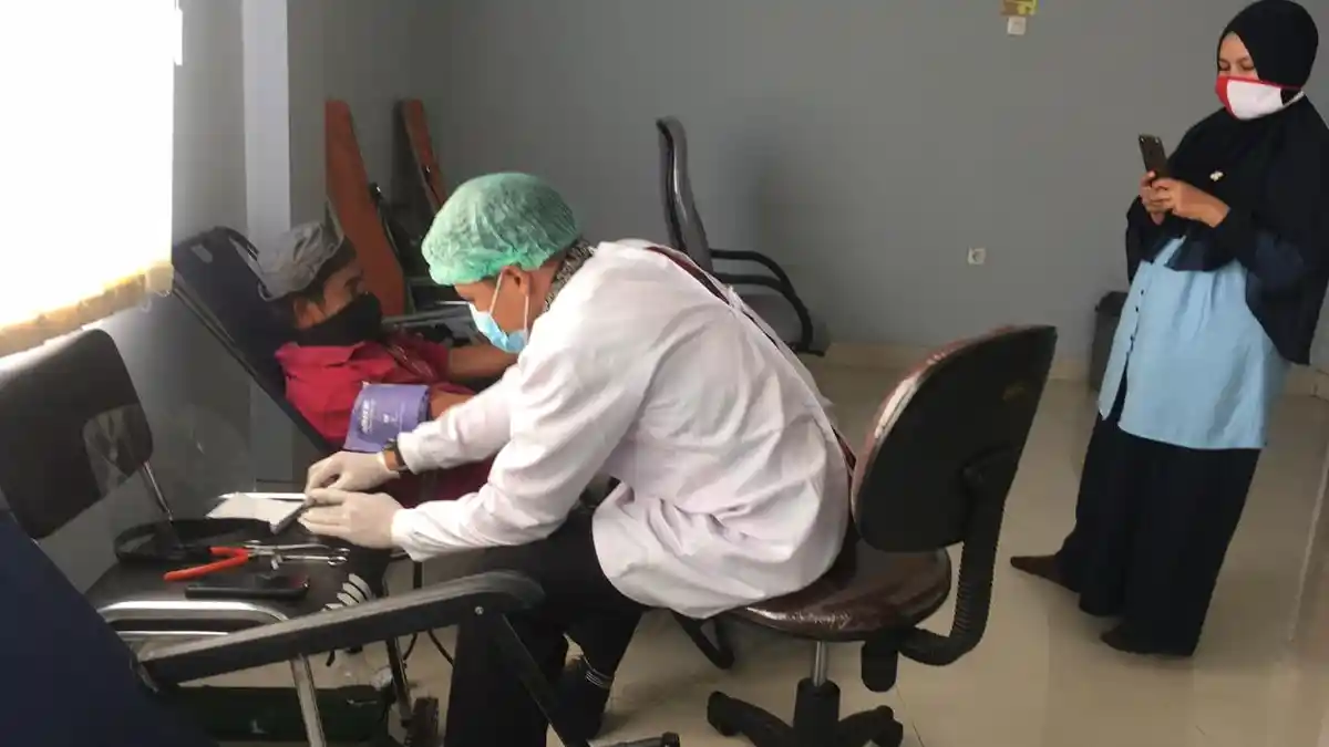 PMI Sanggau Gelar Donor Darah di PT SAM Sintang