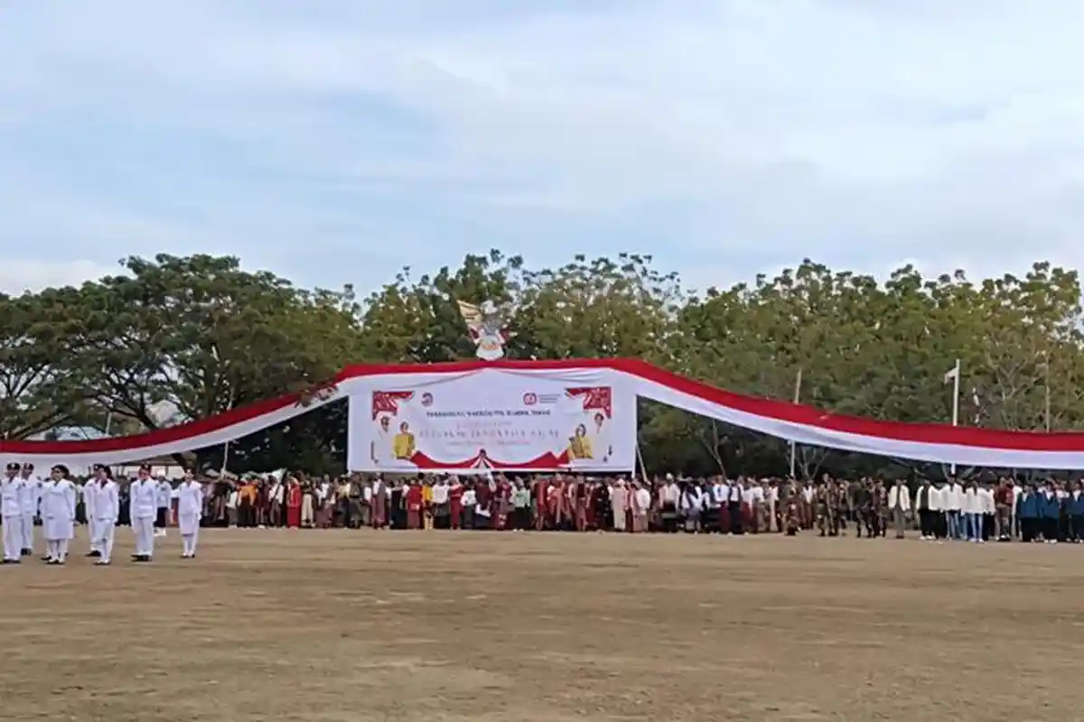 Bendera 340 Meter dan Burung Garuda Hiasi Upacara HUT ke-80 RI di Sumba Timur