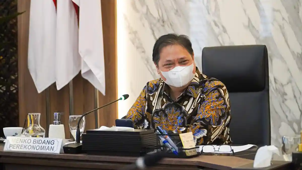 Menko Airlangga Minta dengan Tegas Agar Pengusaha Tidak Cicil THR Karyawan