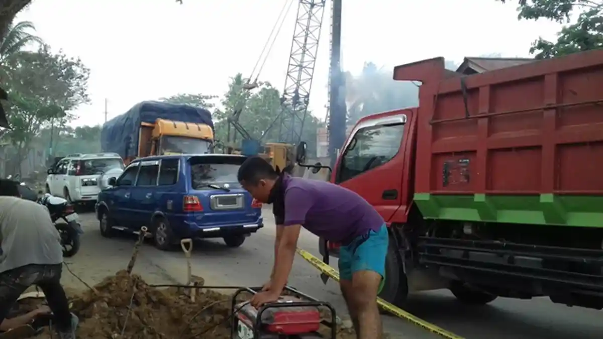Pelan-pelan, Ada Perbaikan di Tiga Titik Jalan Samarinda-Balikpapan