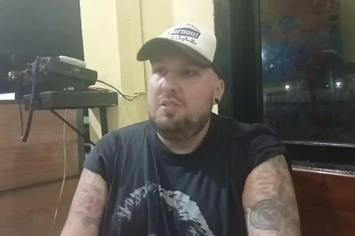 BREAKING NEWS : Ditipu Sopir,  2 Wisatawan Asing di Labuan Bajo Naik Rakit ke Nuca Molas