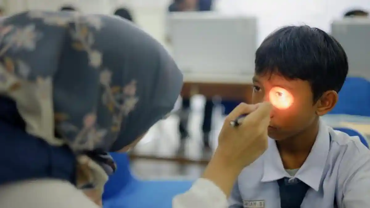 Kenali Tanda Anak Miopia yang Sering Tidak Disadari, Sudah Tahu?