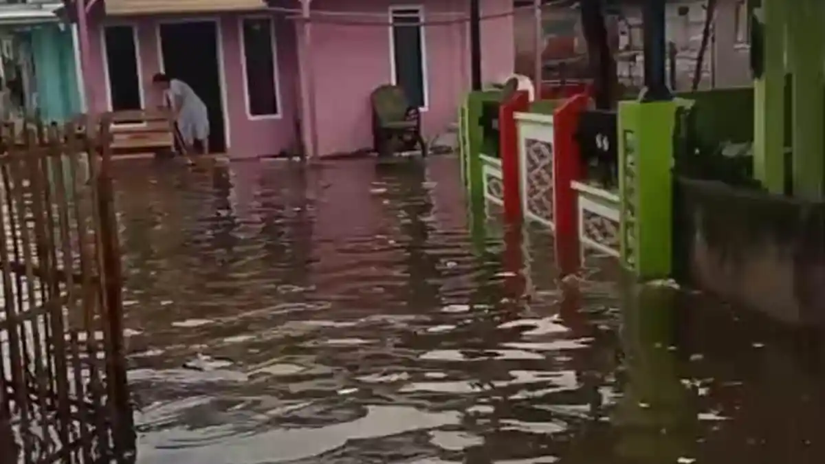 BMKG Minta Warga Pesisir Lampung Waspadai Banjir Rob pada 23-26 Oktober