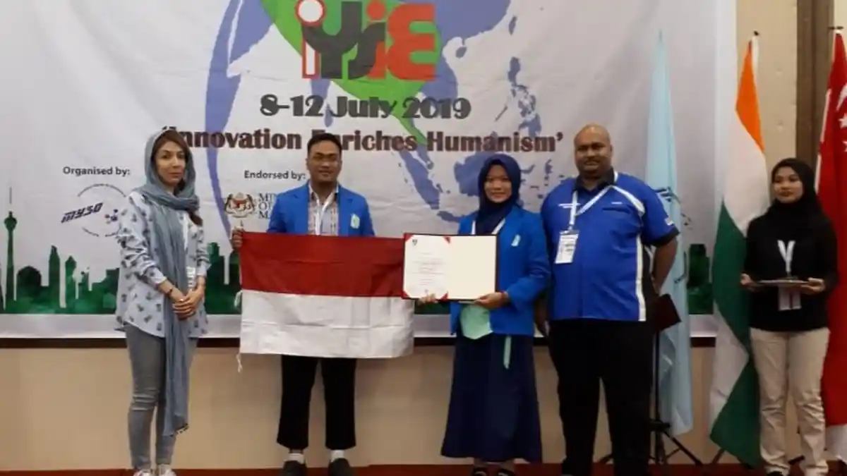 Gel Anti Ketombe Ciptaan Mahasiswa Unimus Raih Medali Perak di Malaysia