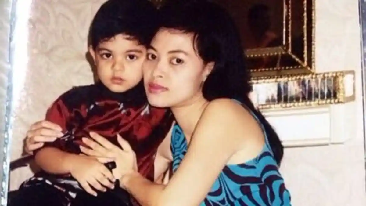 Dulu Terkenal Sebagai Penyanyi Cilik, Sekarang Bocah Ini Jadi Aktor Beken yang Punya Pacar Cantik!