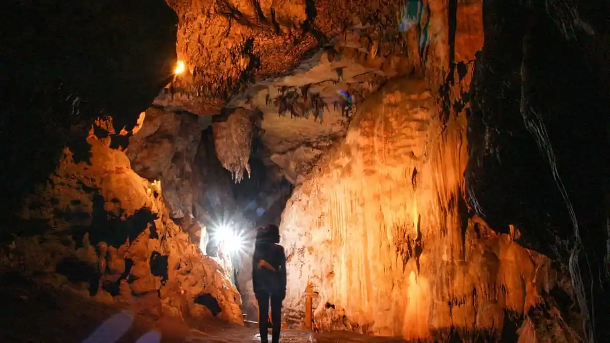 Rekomendasi 5 Objek Wisata Gua Indah dan Menakjubkan di Jogja