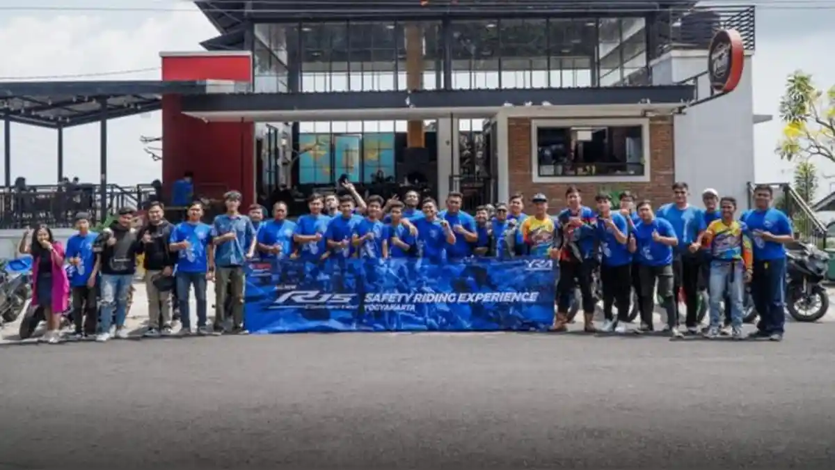 Yamaha All New R15 Connected Series Makin Diminati Gen Z, Ikut bLU cRU Riding Experience - 20231109.jpg