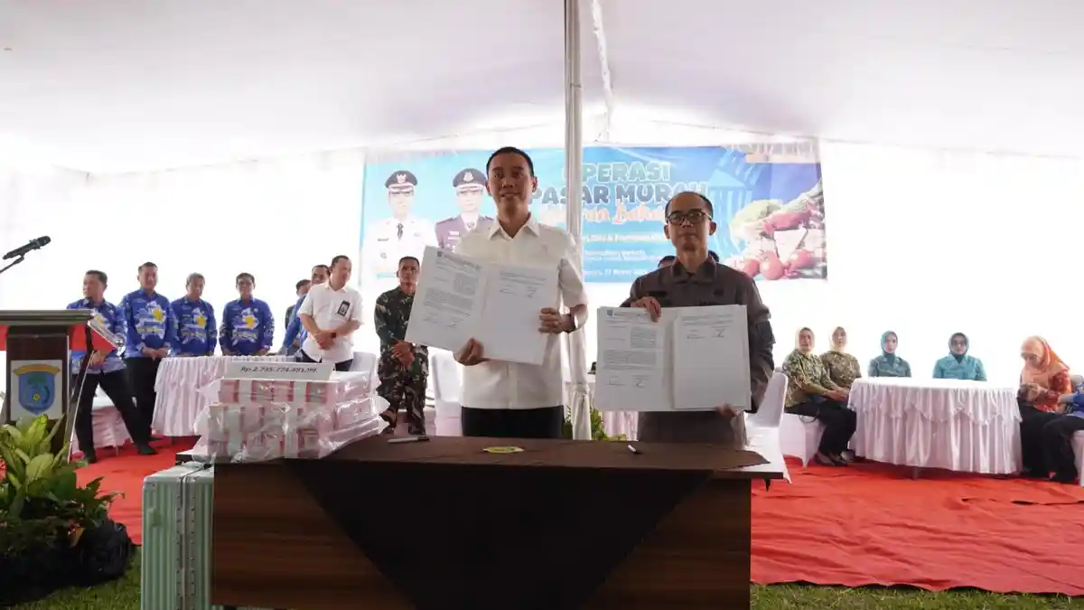 Kejari OKI Serahkan Kerugian Negara Rp 2,79 M dan Kembalikan 14 Unit Kendaraan Dinas ke Pemkab OKI