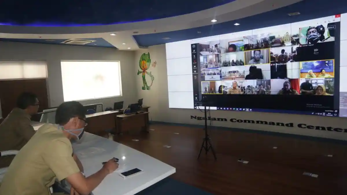 Imbas Virus Corona, Rapat Koordinasi Pemkot Malang dengan Kepala OPD Pakai Video Conference