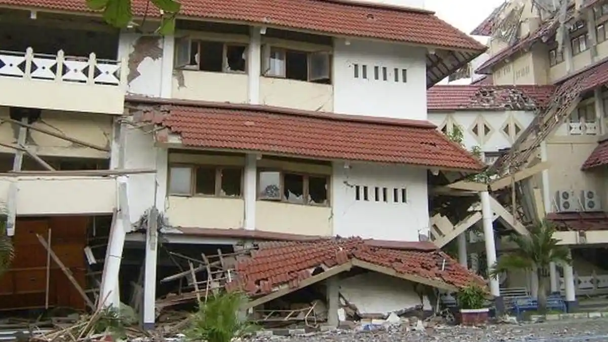 Mengenal Jenis-jenis Gempa Bumi, Mengapa Indonesia Sering Digoyang Gempa? Ini Penjelasannya