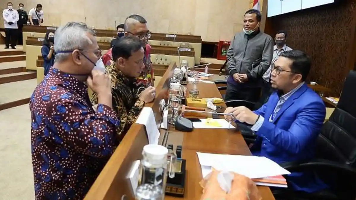 Komisi II Bahas Rasionalisasi Anggaran Pilkada 2020