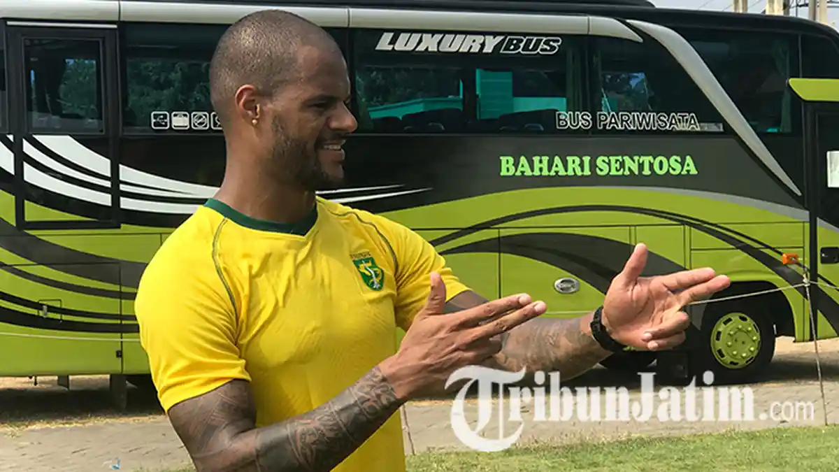 Belum Genap 24 Jam Pijakan Kaki di Surabaya, David da Silva Langsung Ikut Latihan Persebaya