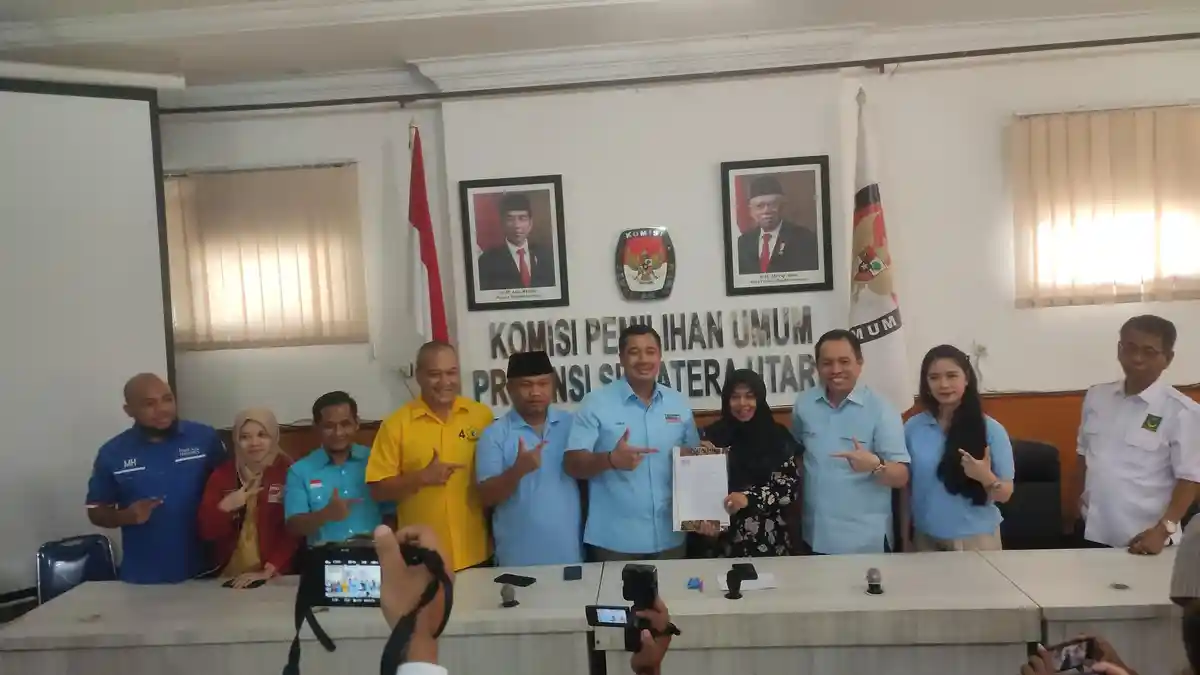 Hanya Paslon Nomor Urut 2 yang Serahkan Berkas Pelaksanaan dan Tim Kampanye ke KPU Sumut