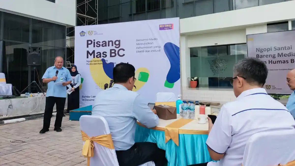 Realisasi Penerimaan Bea Cukai Sumbagbar Tahun 2022 Tembus Rp 5,415 ...